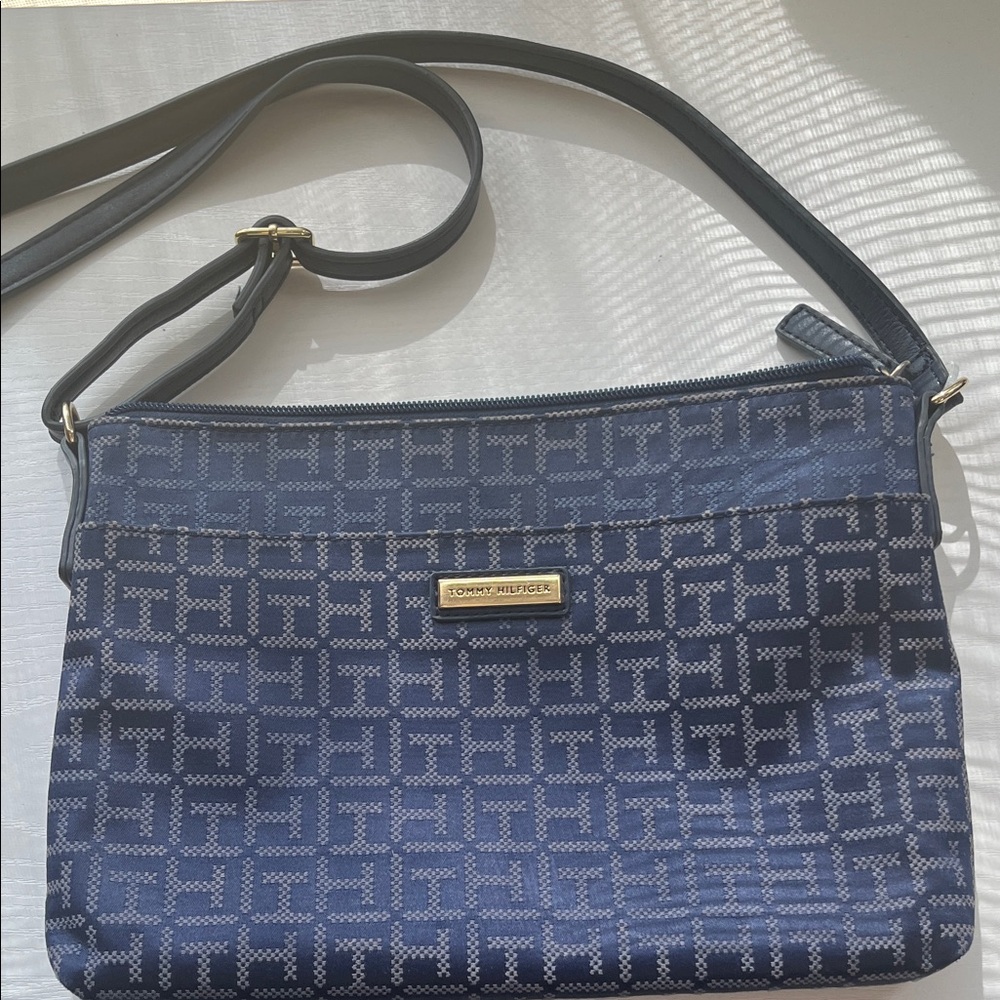 Tommy Hilfiger Patterned Blue Crossbody Bag